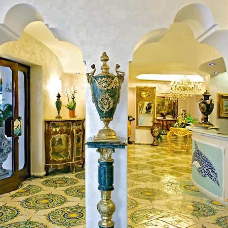 Strand Hotel Delfini Isquia Exterior foto