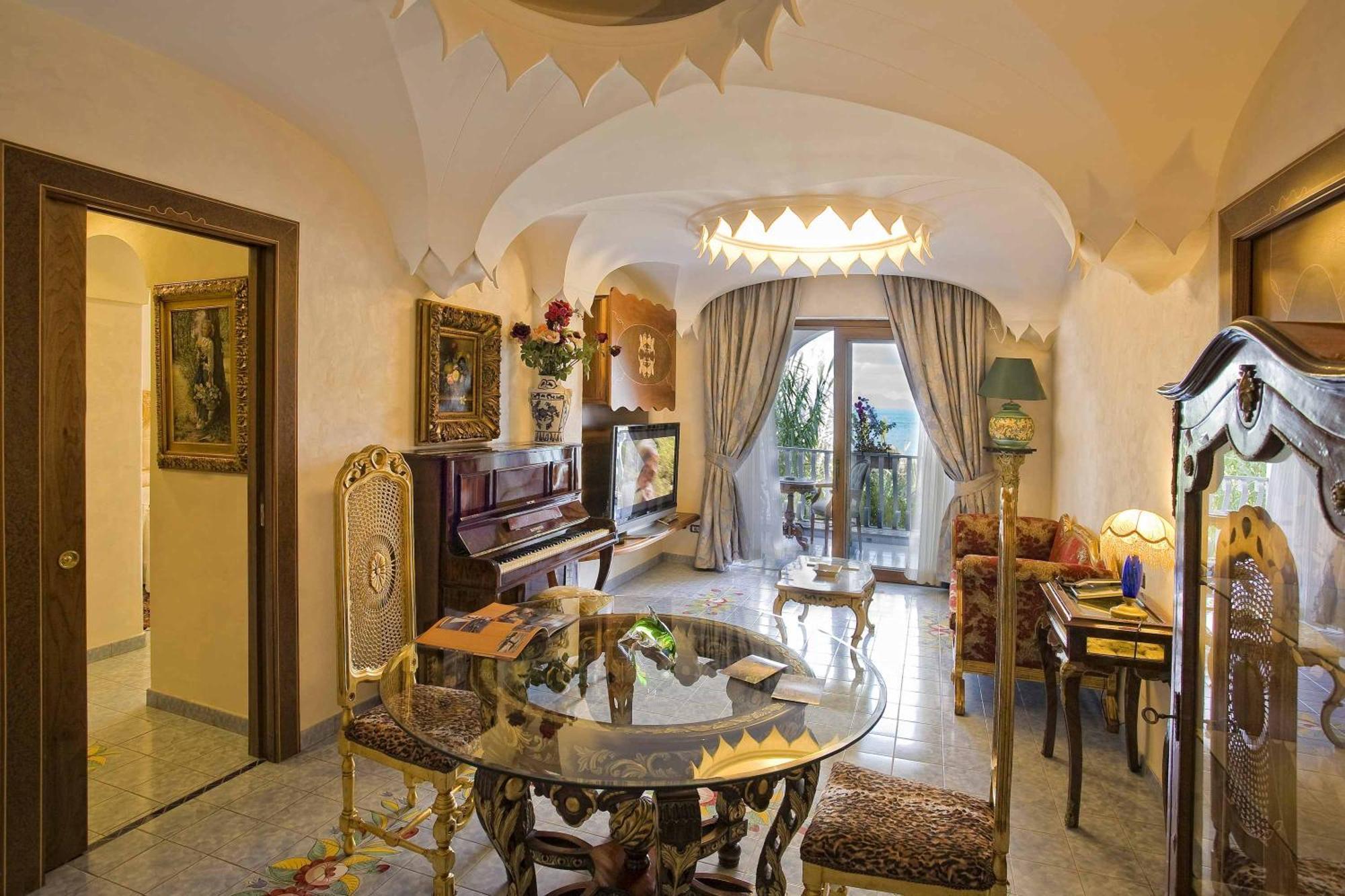 Strand Hotel Delfini Isquia Exterior foto