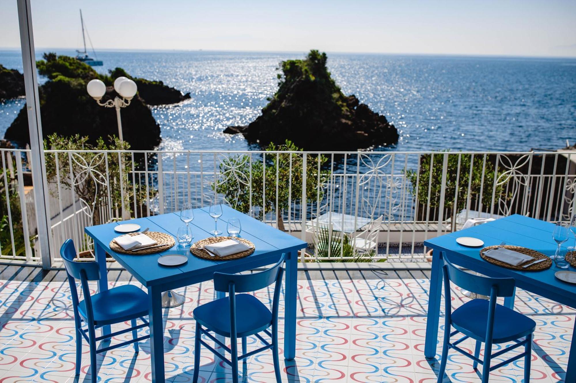 Strand Hotel Delfini Isquia Exterior foto
