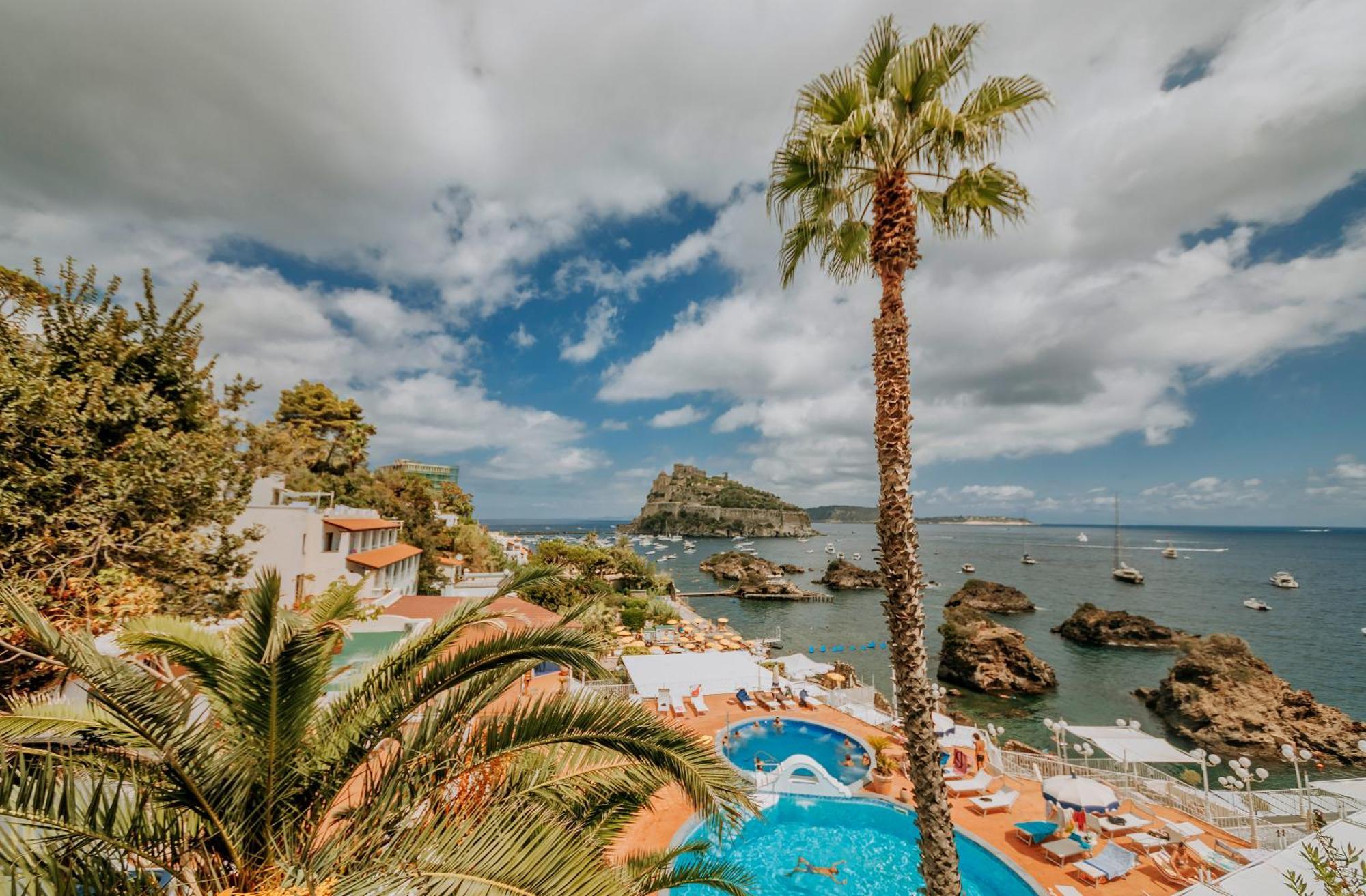Strand Hotel Delfini Isquia Exterior foto
