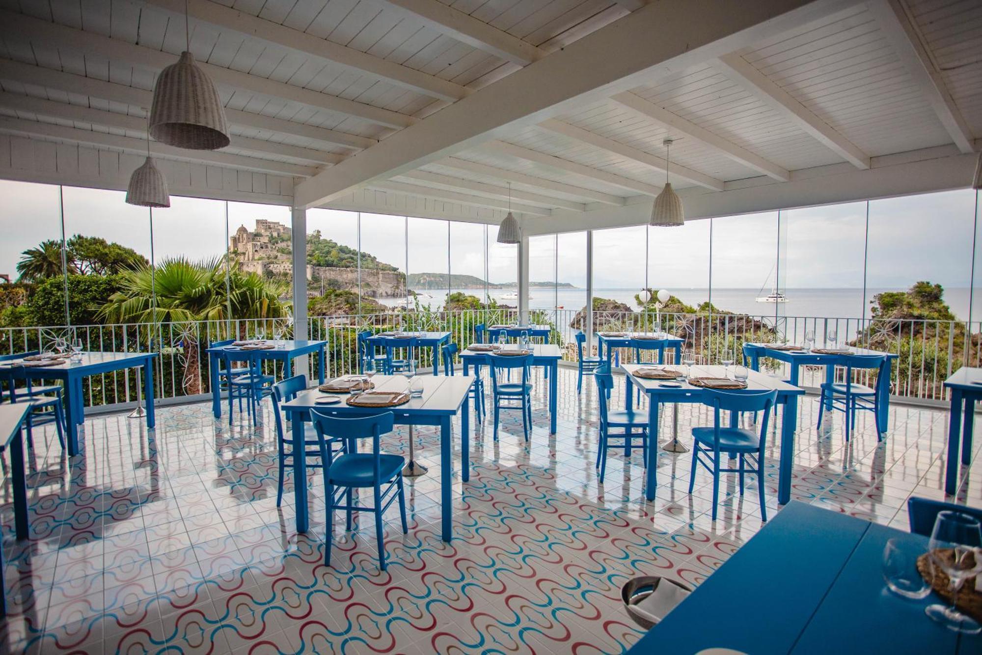 Strand Hotel Delfini Isquia Exterior foto
