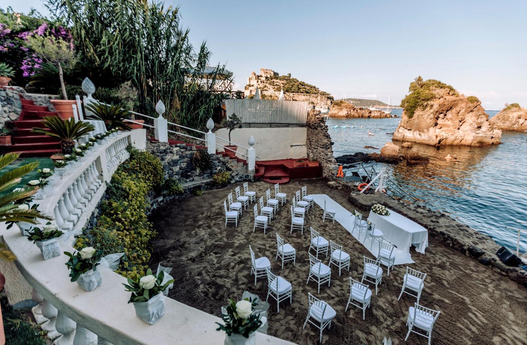 Strand Hotel Delfini Isquia Exterior foto