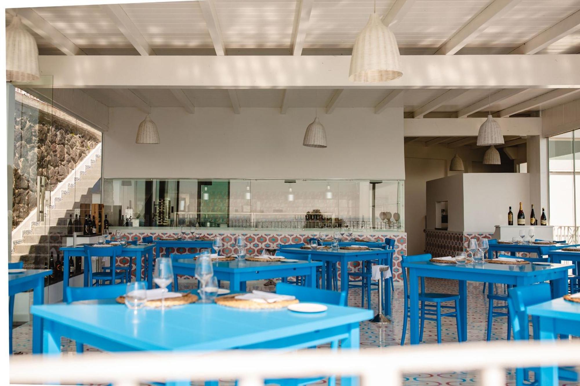 Strand Hotel Delfini Isquia Exterior foto